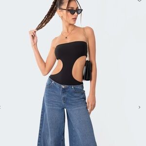 Edited Vivie Ribbed cut out bodysuit- black